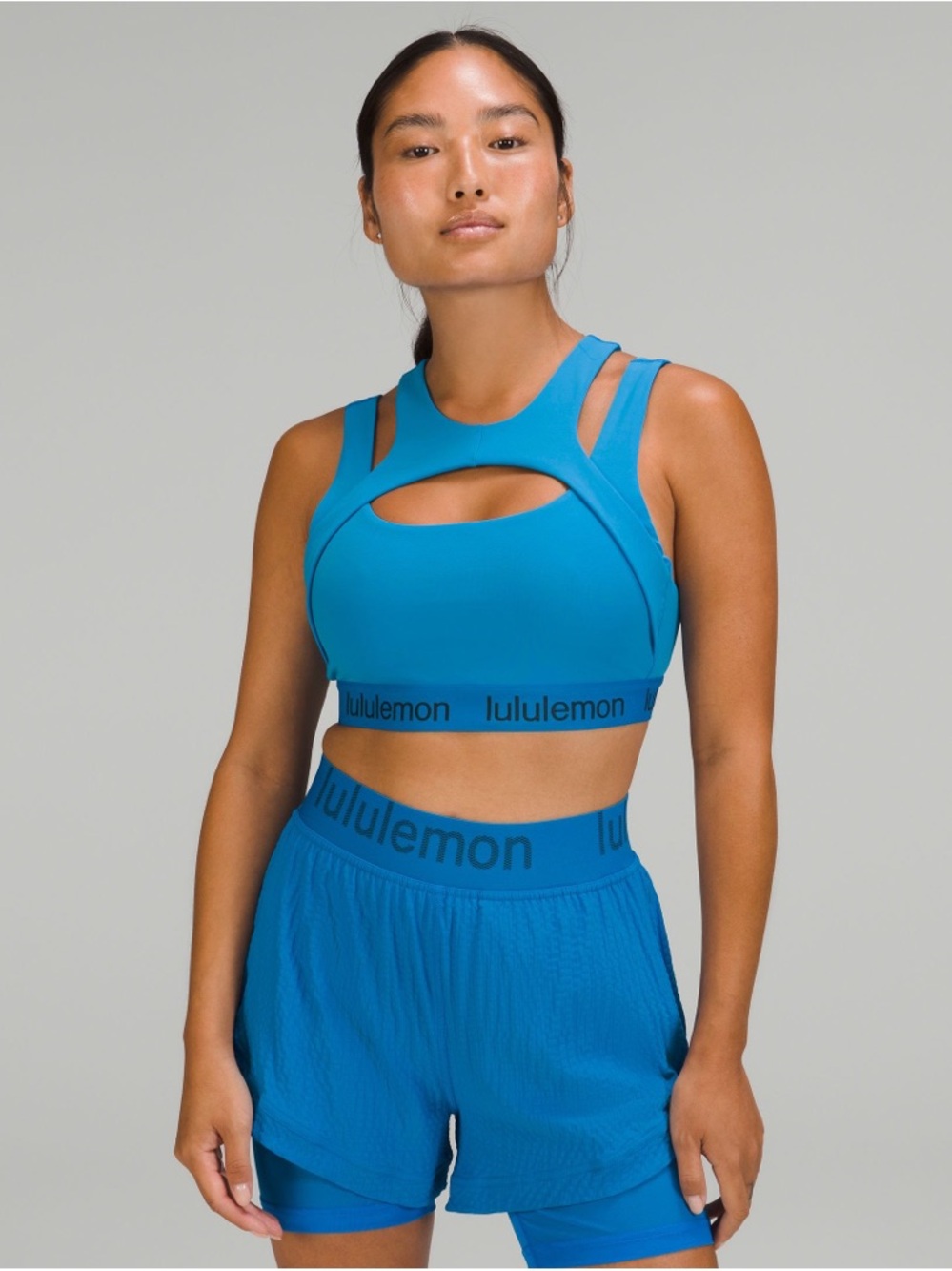 Logo Train Bra *Medium Support, B/C Cup Size 6